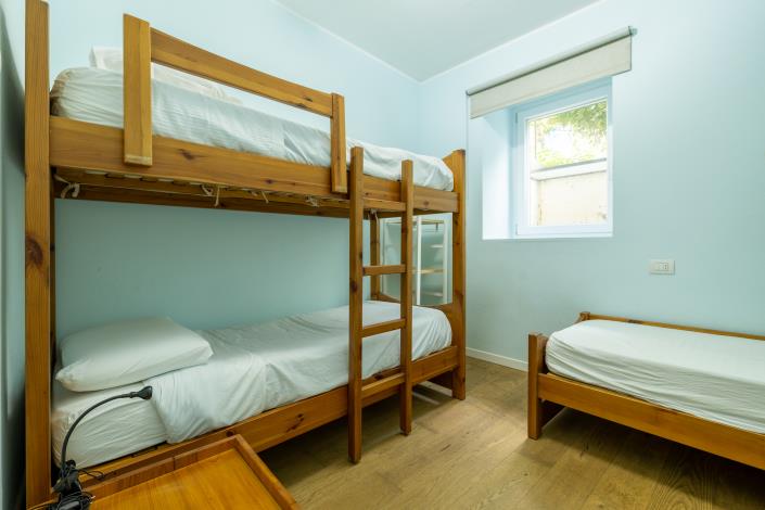 Image No.28-2 Bed House for sale