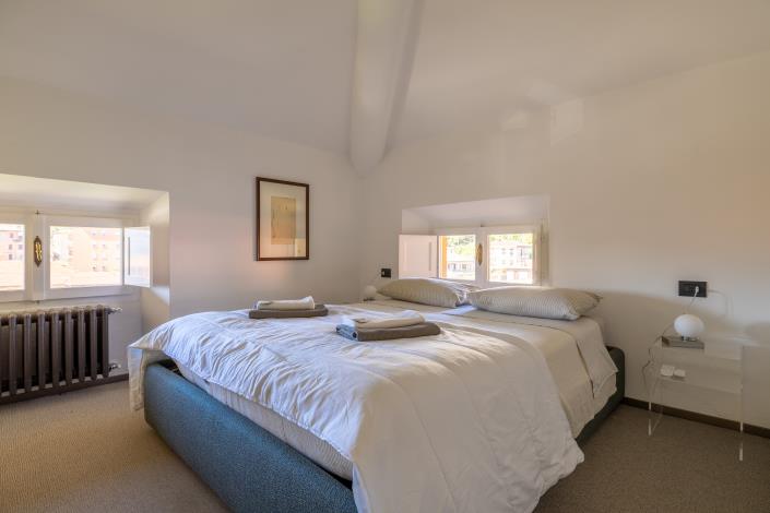 Image No.24-2 Bed Apartment for sale