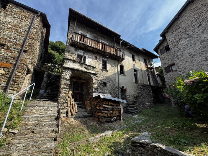 Image No.16-3 Bed House for sale