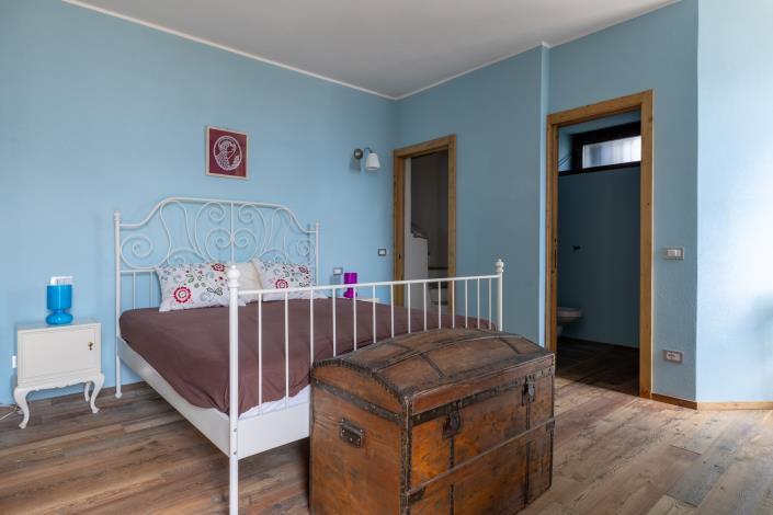 Image No.31-2 Bed Semi-Detached for sale