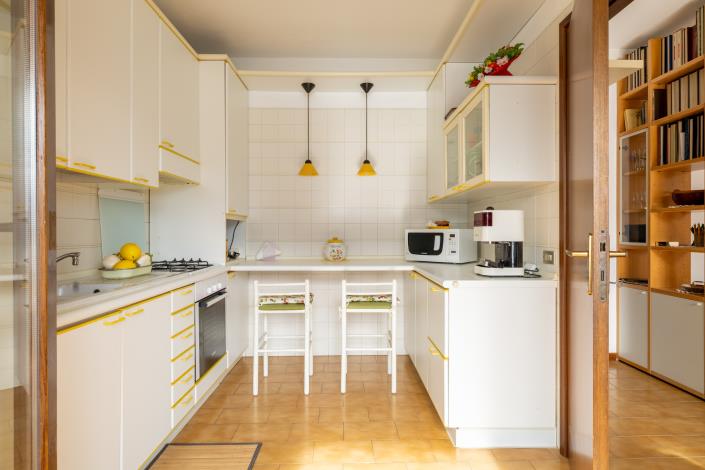 Image No.9-2 Bed Apartment for sale
