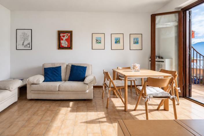 Image No.12-2 Bed Apartment for sale