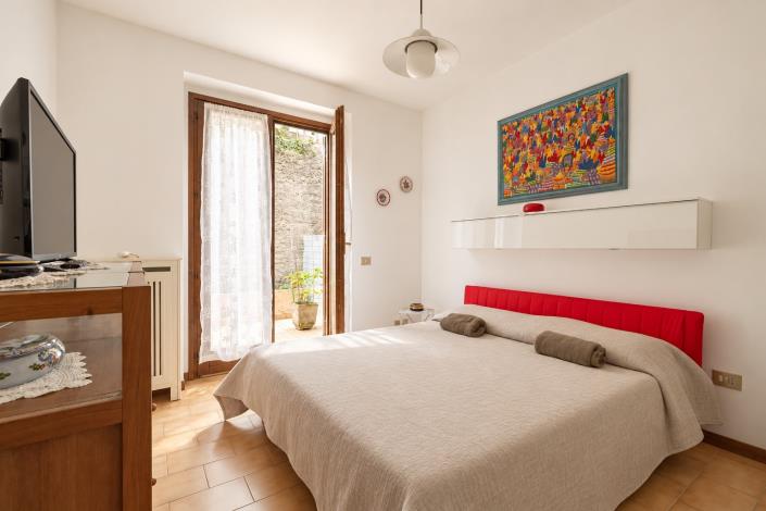 Image No.17-2 Bed Apartment for sale