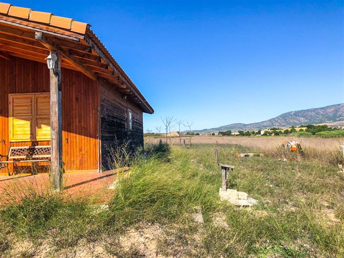 Image No.14-3 Bed Country House for sale