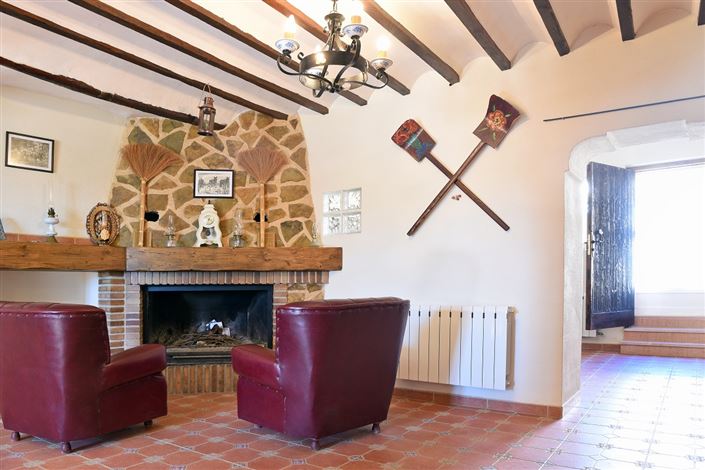 Image No.8-4 Bed Country House for sale