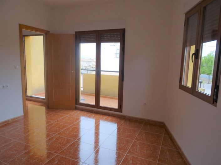 Image No.5-Maison de ville de 4 chambres à vendre à Pinoso