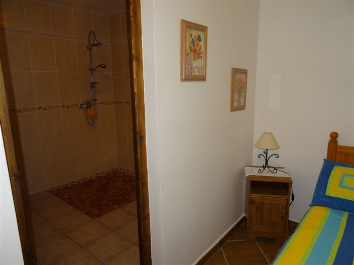 Image No.18-6 Bed Country House for sale