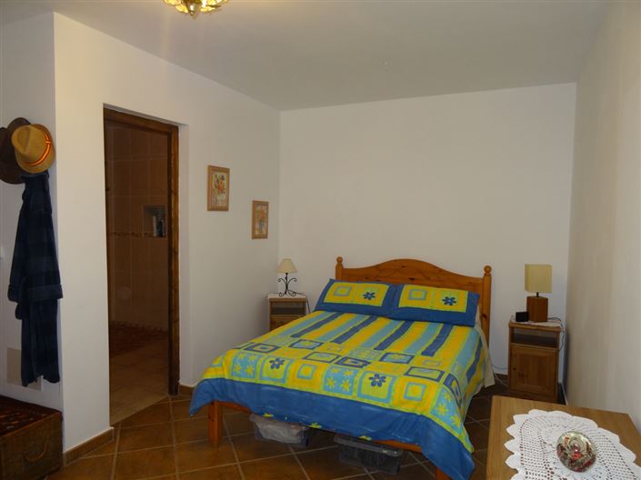 Image No.19-6 Bed Country House for sale