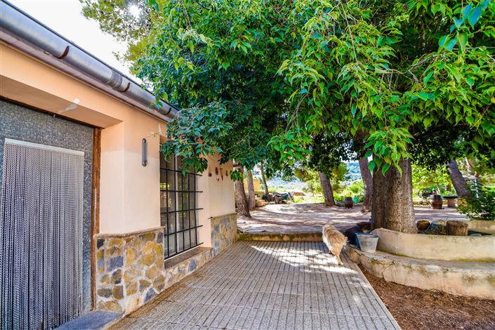 Image No.28-10 Bed Commercial for sale