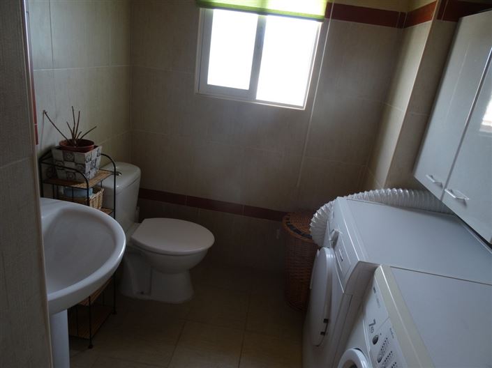 Image No.23-3 Bed Apartment for sale