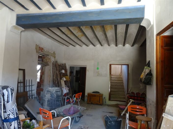 Image No.3-7 Bed Farmhouse for sale