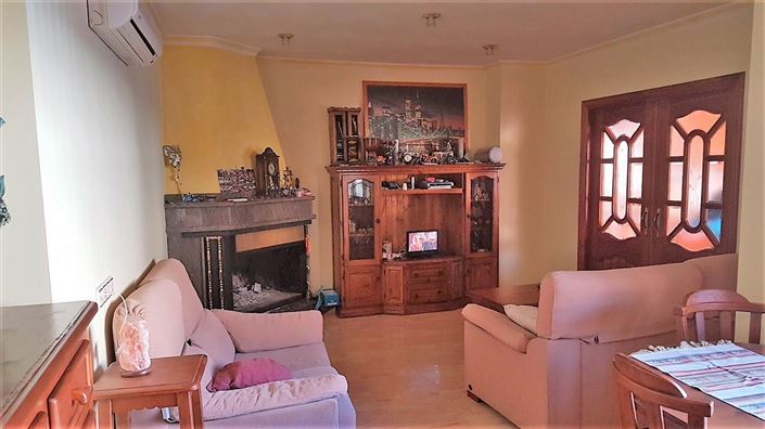 Image No.12-5 Bed Townhouse for sale