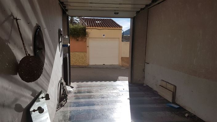 Image No.26-5 Bed Townhouse for sale