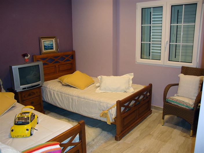 Image No.14-9 Bed Country House for sale