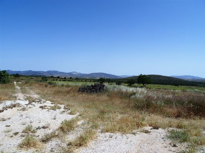 Image No.6-4 Bed Farmhouse for sale