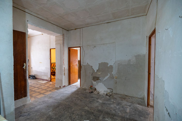 Image No.11-2 Bed Farmhouse for sale