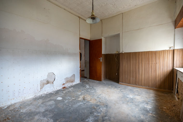 Image No.16-2 Bed Farmhouse for sale