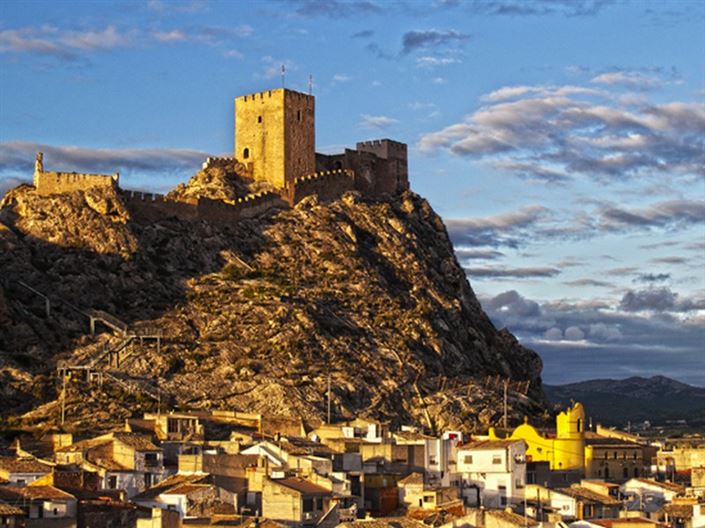 Image No.15-8 Bed Country House for sale