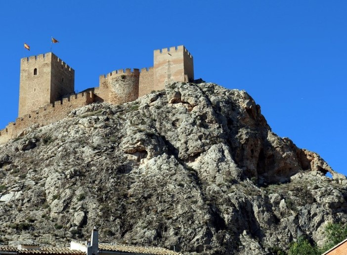 Image No.16-8 Bed Country House for sale