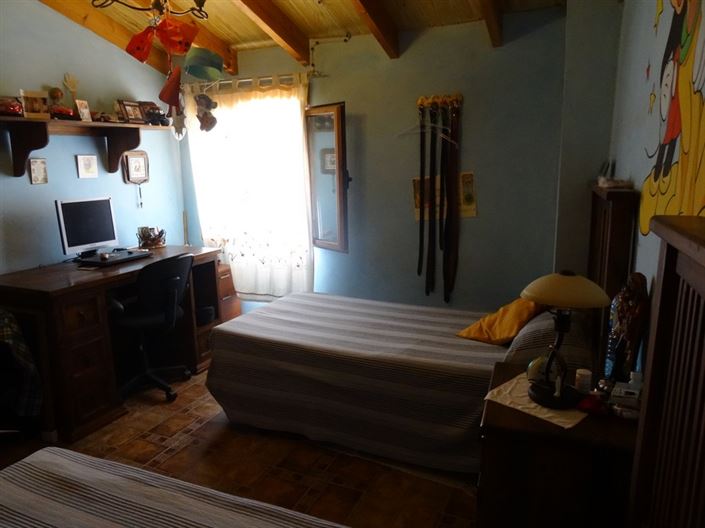 Image No.15-4 Bed Country House for sale