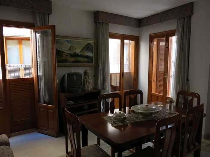 Image No.21-3 Bed Apartment for sale