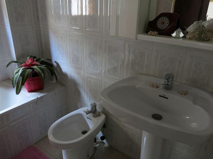 Image No.29-3 Bed Apartment for sale