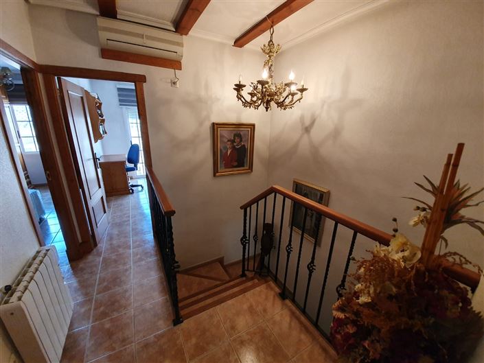 Image No.13-3 Bed Townhouse for sale