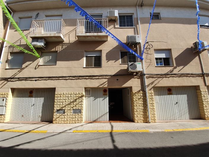 Image No.28-3 Bed Townhouse for sale