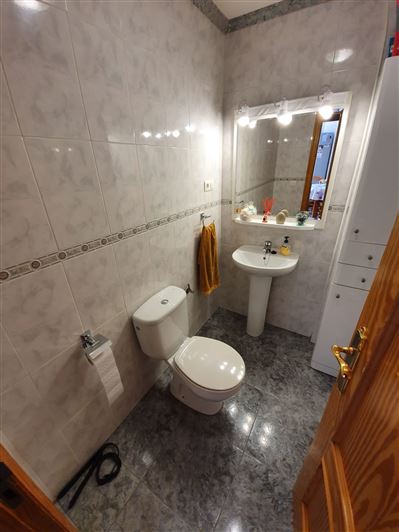 Image No.12-3 Bed Townhouse for sale