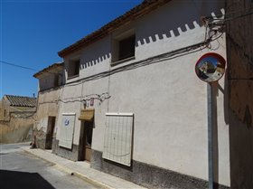 Image No.1-Maison de ville de 3 chambres à vendre à Pinoso