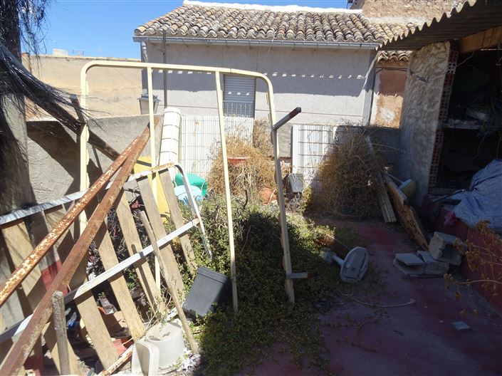 Image No.26-3 Bed Townhouse for sale