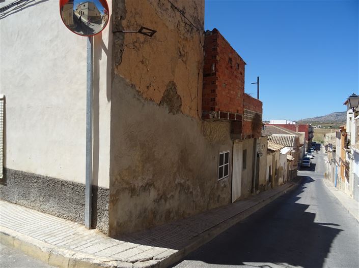 Image No.3-3 Bed Townhouse for sale