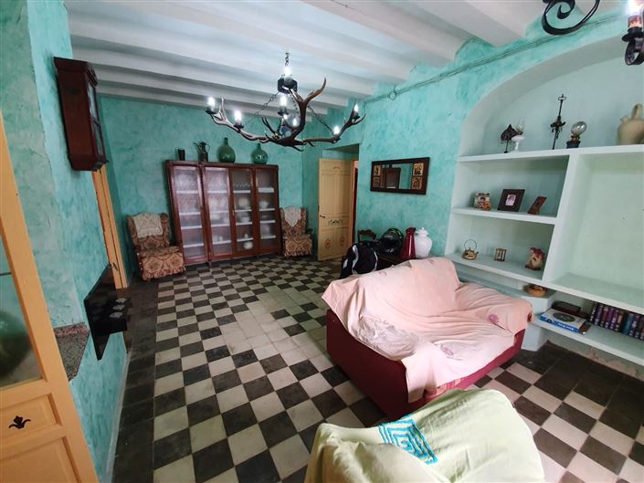 Image No.7-5 Bed Country House for sale