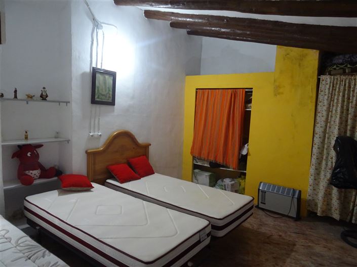 Image No.17-4 Bed Country House for sale