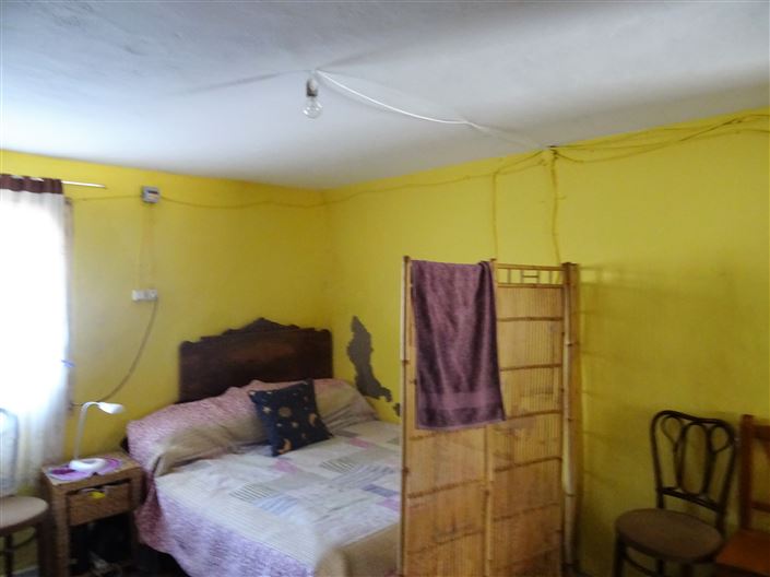 Image No.6-4 Bed Country House for sale