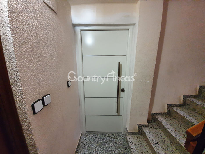 Image No.27-3 Bed Apartment for sale