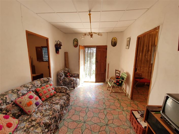 Image No.24-4 Bed Country House for sale