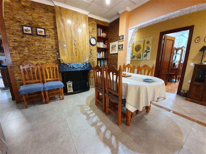 Image No.11-Maison de campagne de 10 chambres à vendre à Monóvar