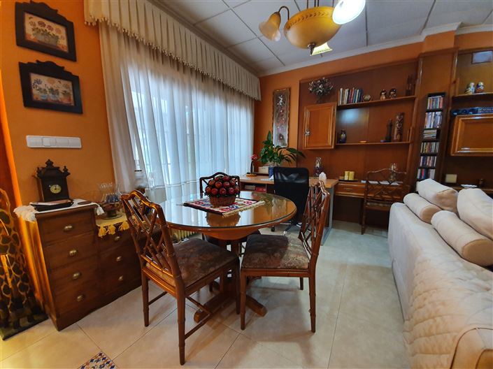 Image No.8-Maison de campagne de 10 chambres à vendre à Monóvar