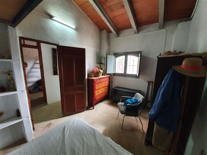 Image No.6-2 Bed Country House for sale