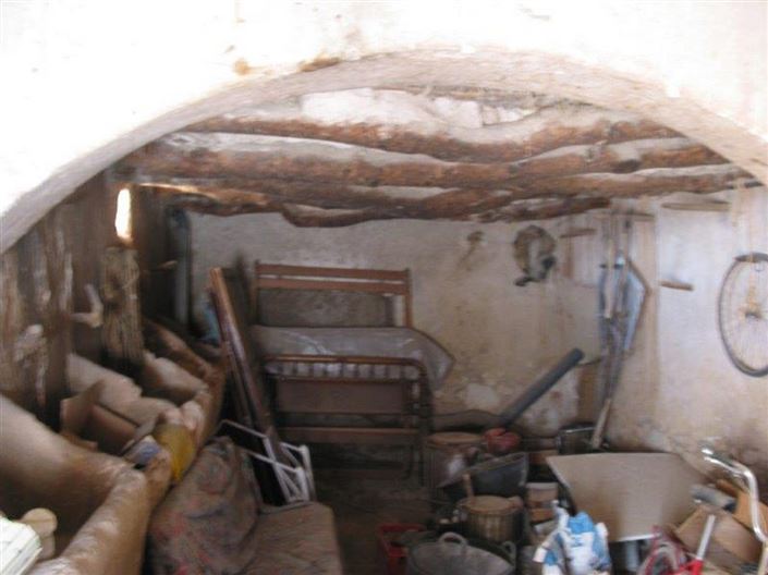 Image No.21-4 Bed Farmhouse for sale