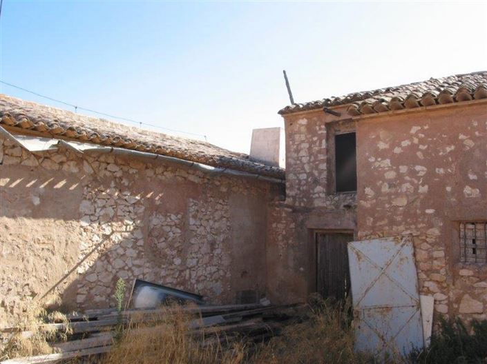 Image No.27-4 Bed Farmhouse for sale