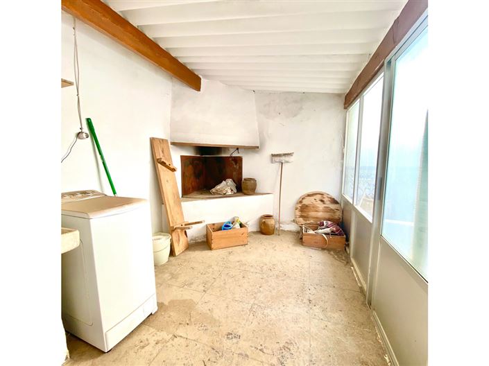 Image No.23-5 Bed Townhouse for sale