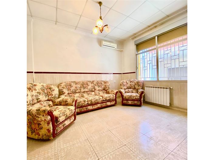 Image No.8-5 Bed Townhouse for sale