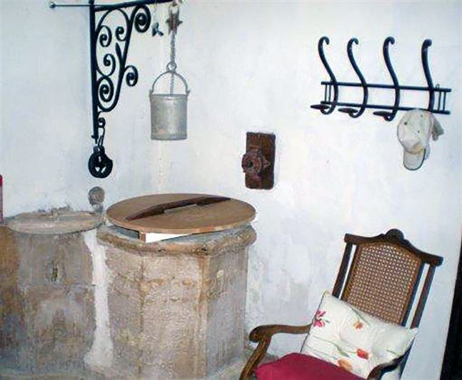 Image No.17-8 Bed Country House for sale