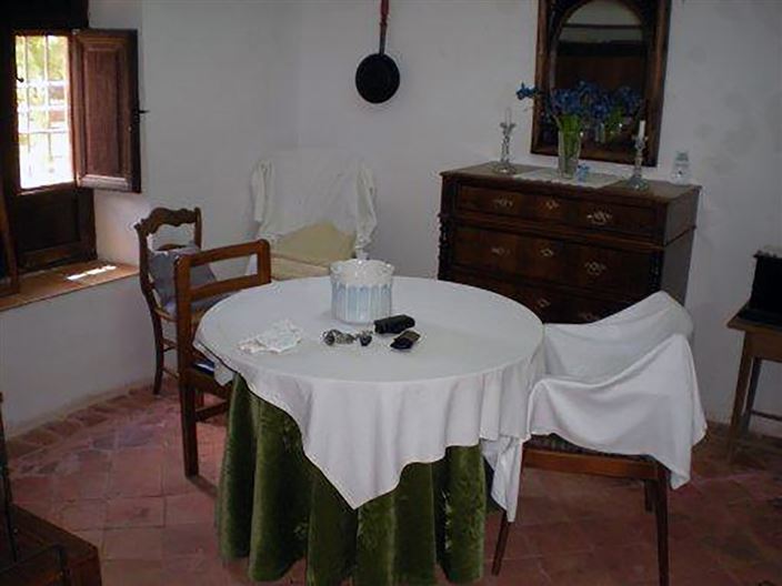 Image No.20-8 Bed Country House for sale