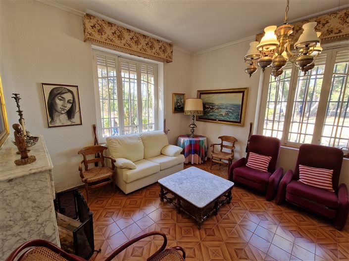 Image No.15-6 Bed Country House for sale