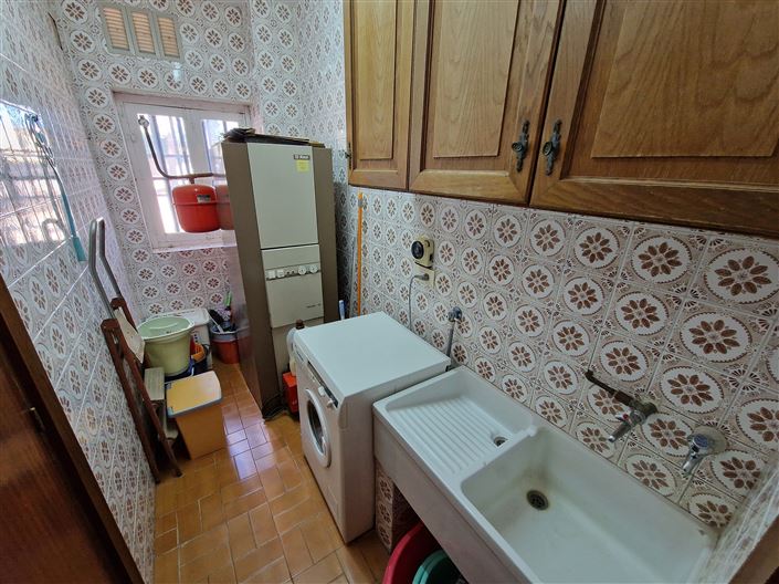 Image No.27-6 Bed Country House for sale