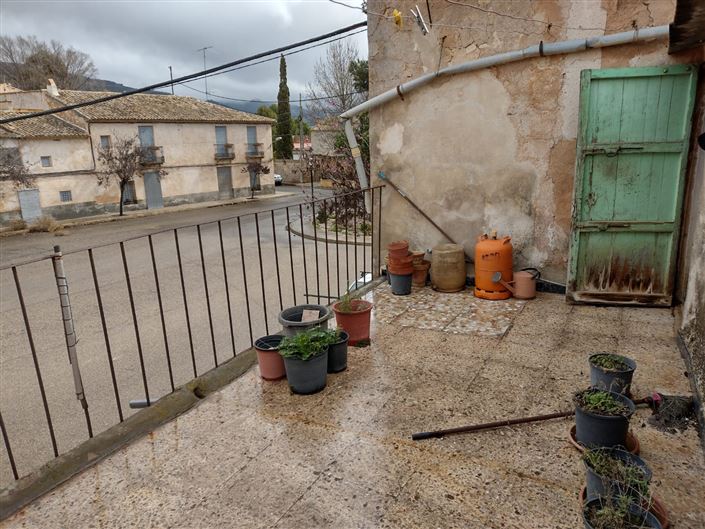 Image No.6-4 Bed Country House for sale