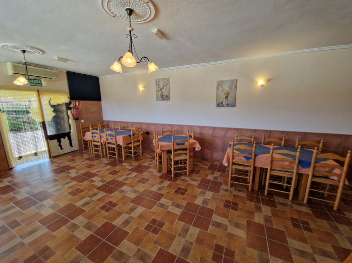 Image No.12-5 Bed Commercial for sale